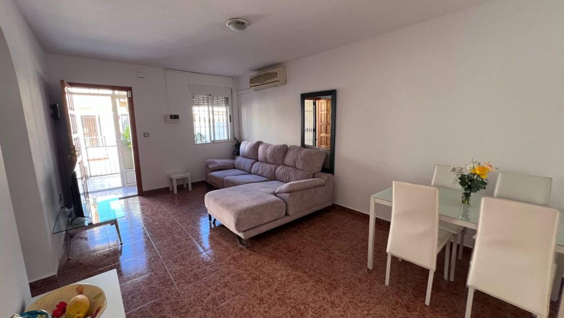 Venta - House - Torrevieja - Centro