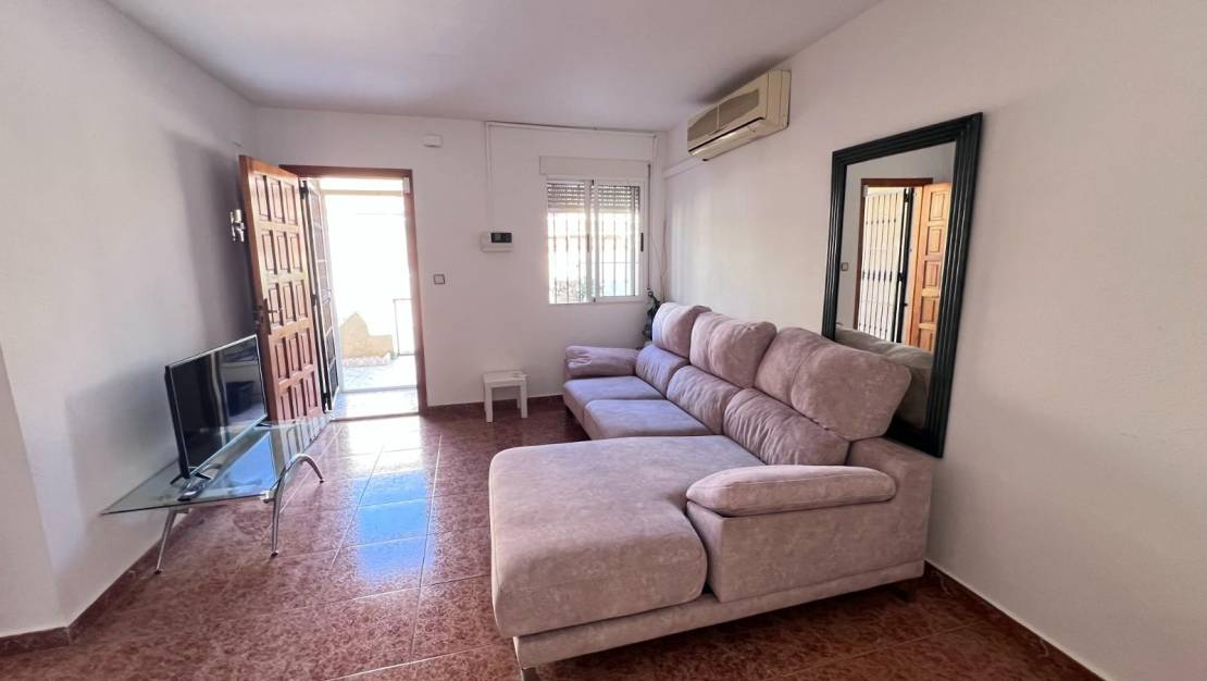 Venta - House - Torrevieja - Centro