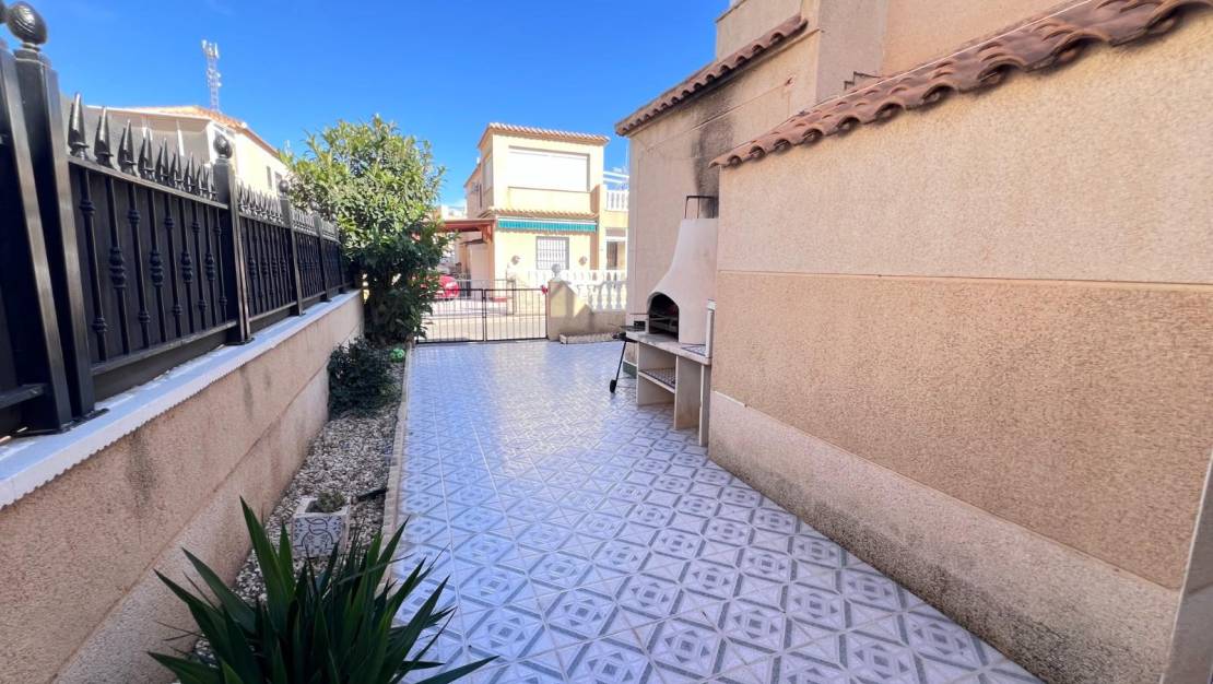 Venta - House - Torrevieja - Centro