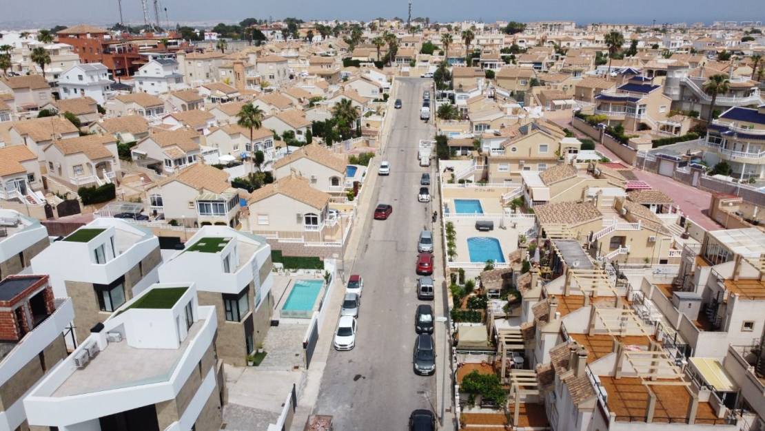 Venta - Terraced house - Orihuela Costa - La Florida