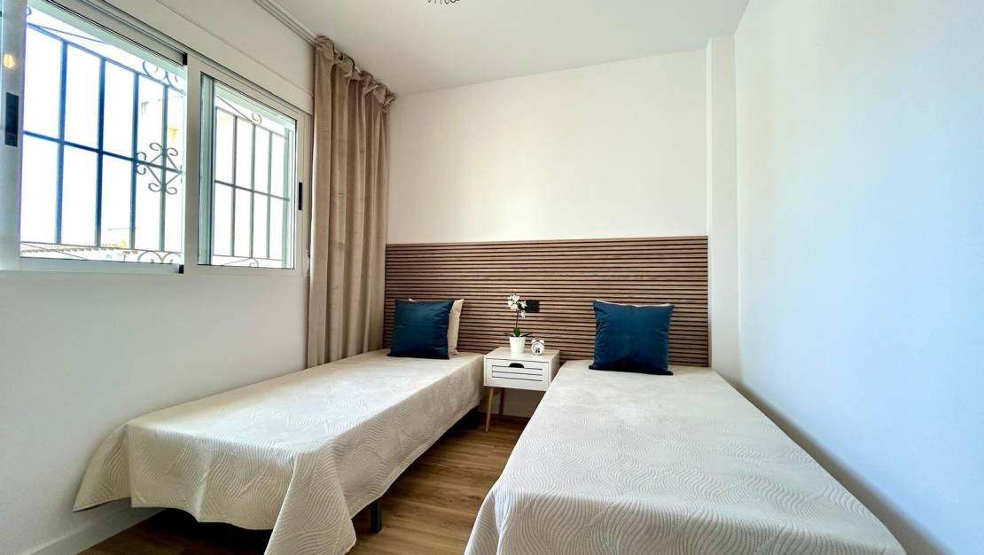 Venta - Terraced house - Orihuela - Urbanización Perla del Mar
