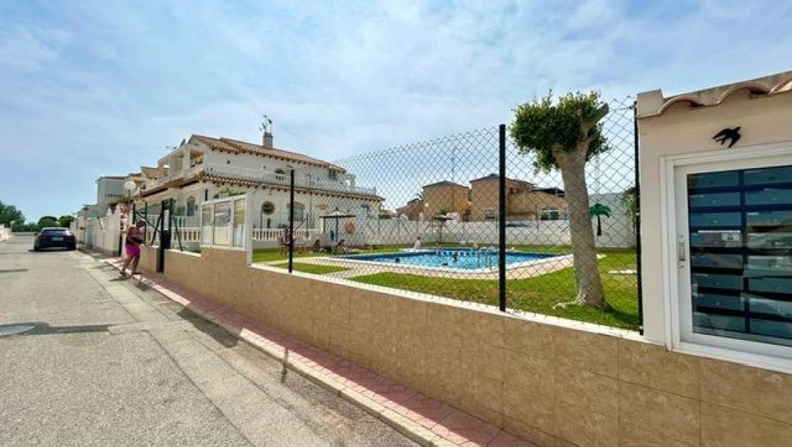 Venta - Terraced house - Orihuela - Urbanización Perla del Mar