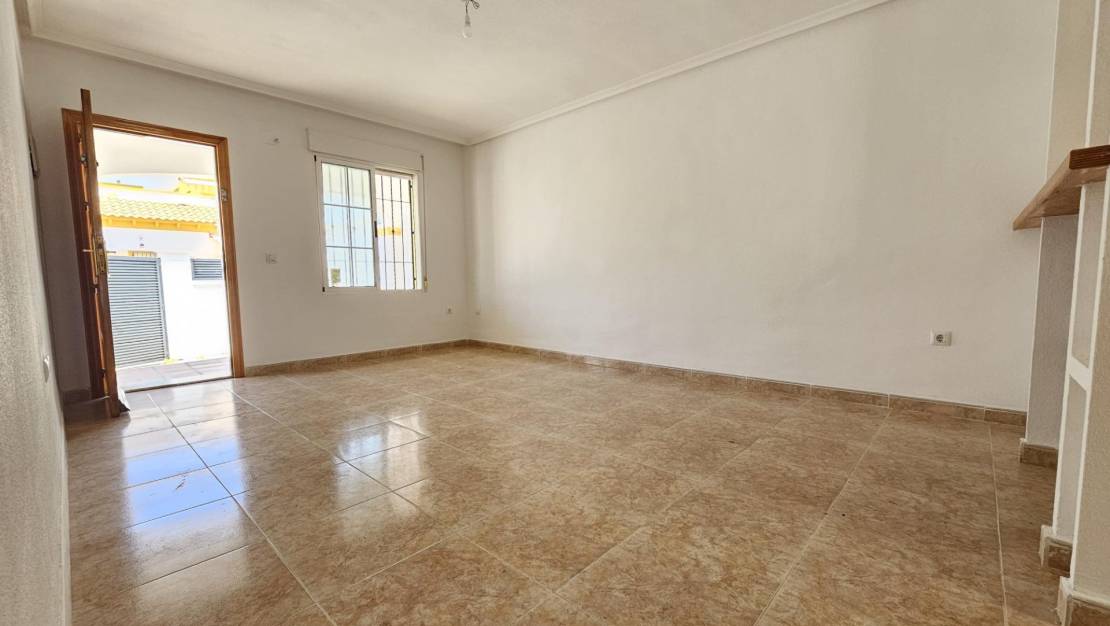 Venta - Terraced house - Torrevieja - Aguas Nuevas