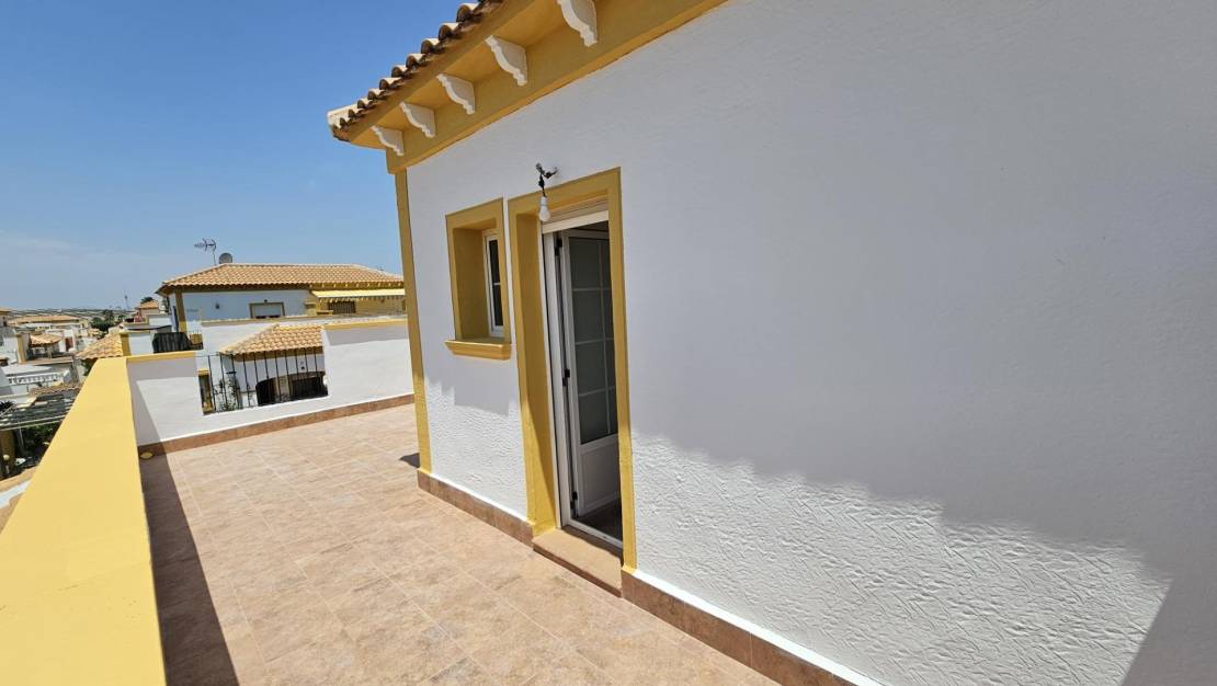 Venta - Terraced house - Torrevieja - Aguas Nuevas