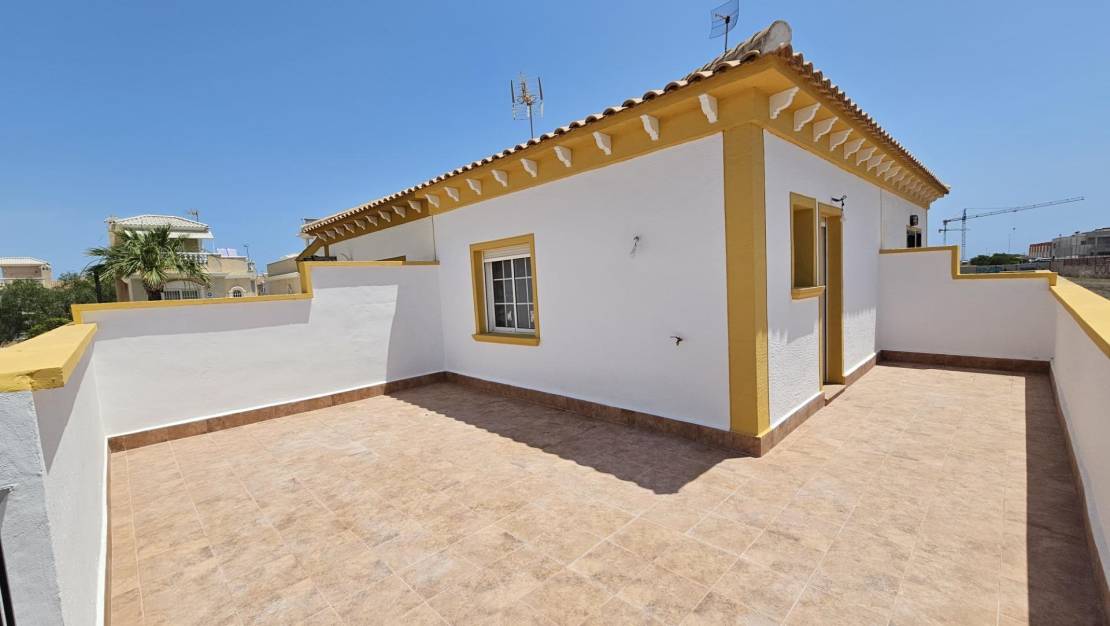 Venta - Terraced house - Torrevieja - Aguas Nuevas