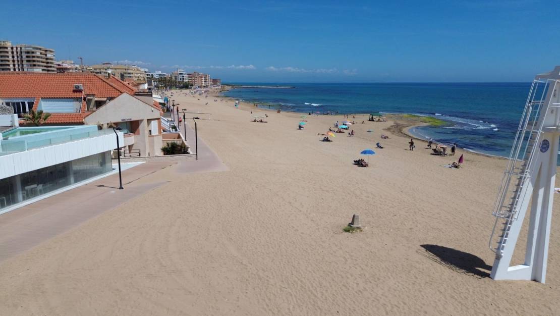 Venta - Terraced house - Torrevieja - La Mata