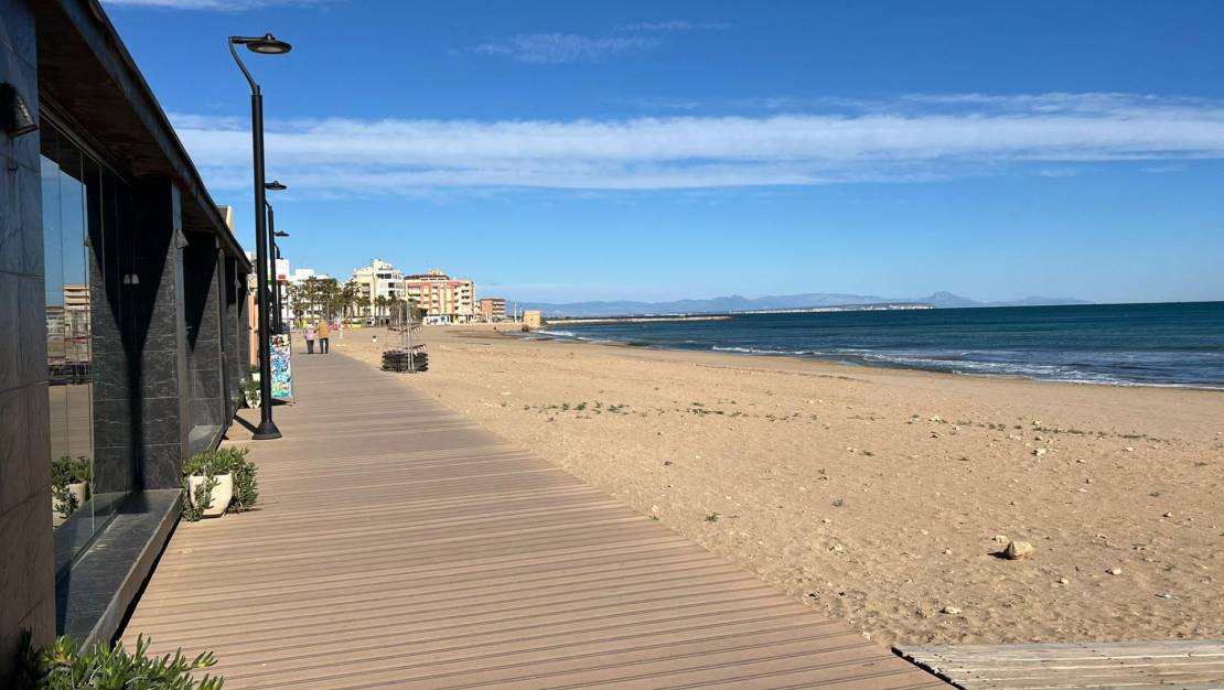 Venta - Terraced house - Torrevieja - La Mata