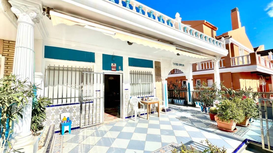 Venta - Terraced house - Torrevieja - La Mata