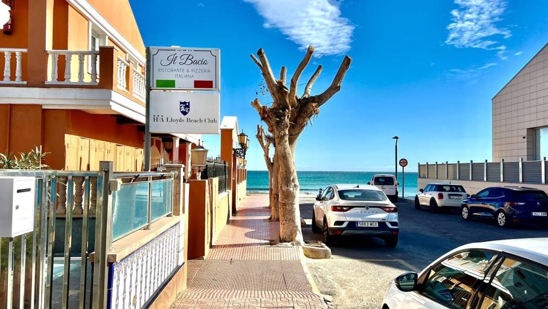 Venta - Terraced house - Torrevieja - La Mata