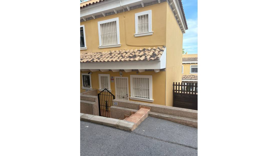 Venta - Town House - Algorfa - Algorfa Centro