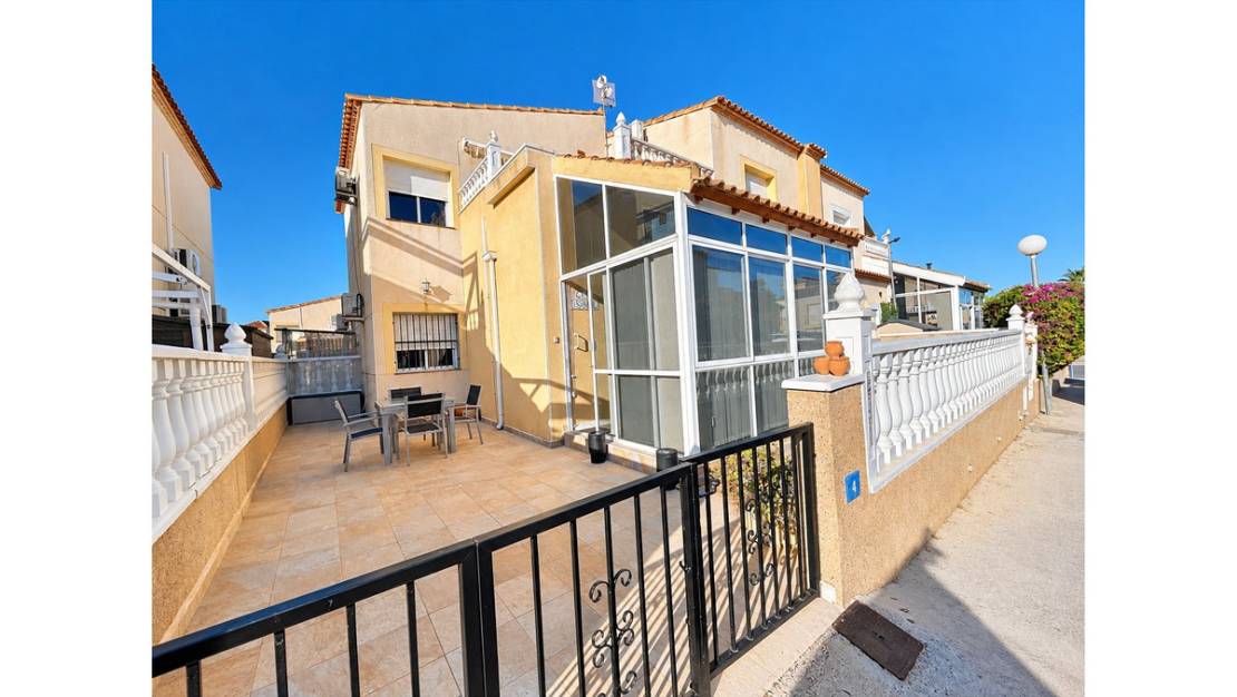 Venta - Town House - Algorfa - Algorfa Centro