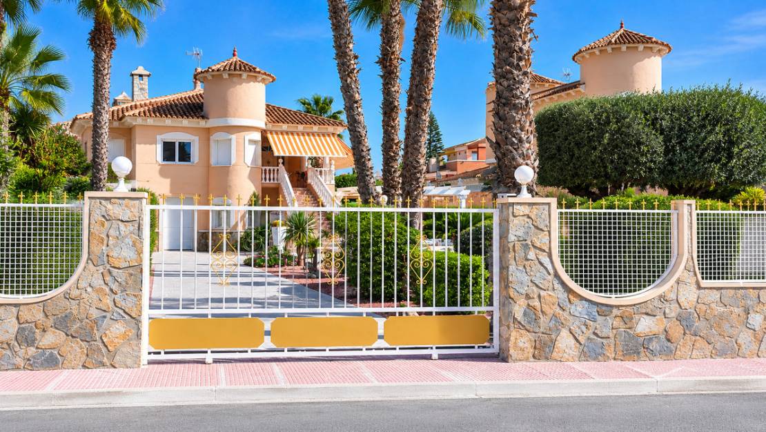Venta - Town House - Benferri
