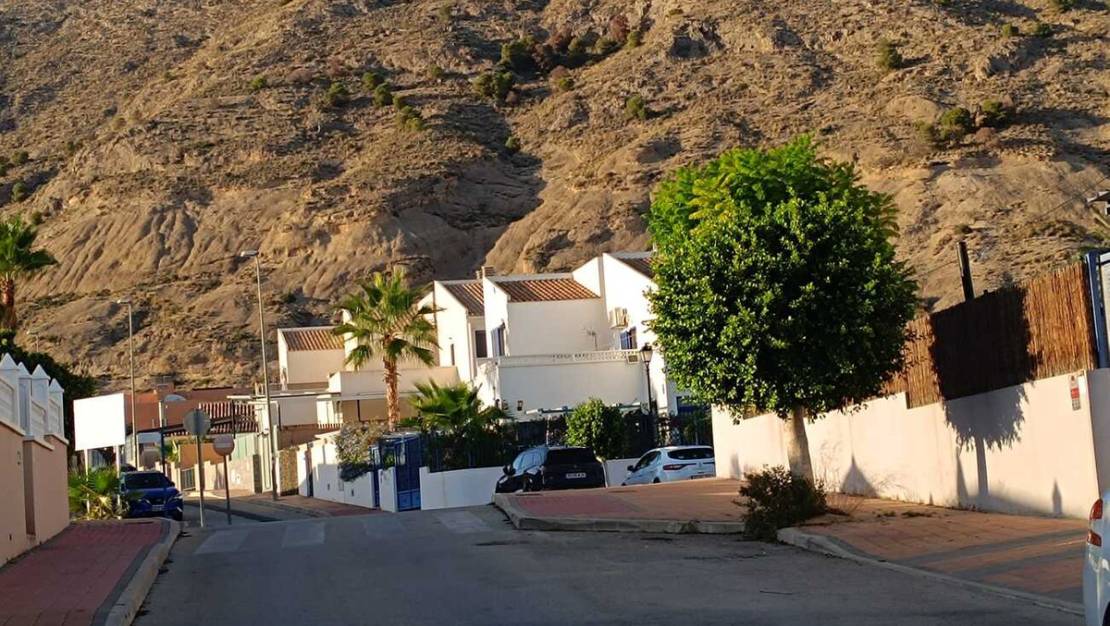 Venta - Town House - Fortuna - Fortuna Centro