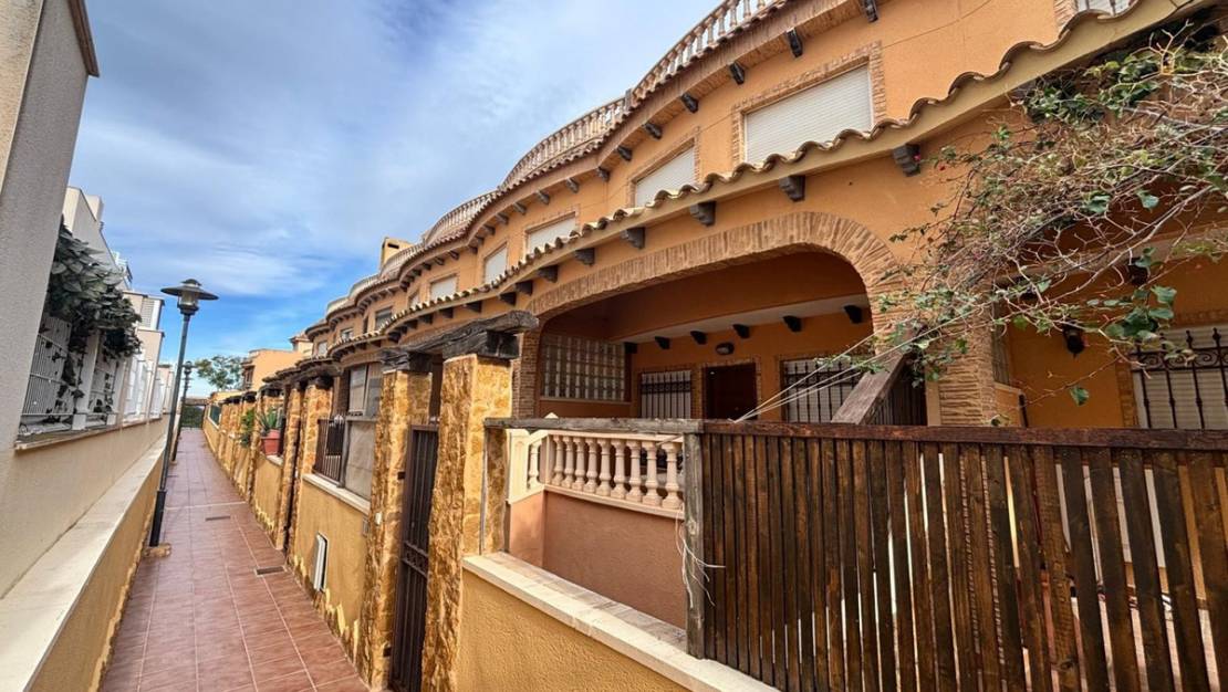 Venta - Town House - Guardamar del Segura - Guardamar del Segura Centro