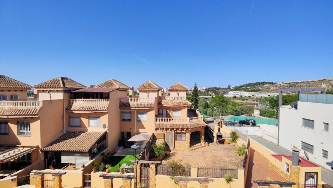 Venta - Town House - Guardamar del Segura - Guardamar del Segura Centro