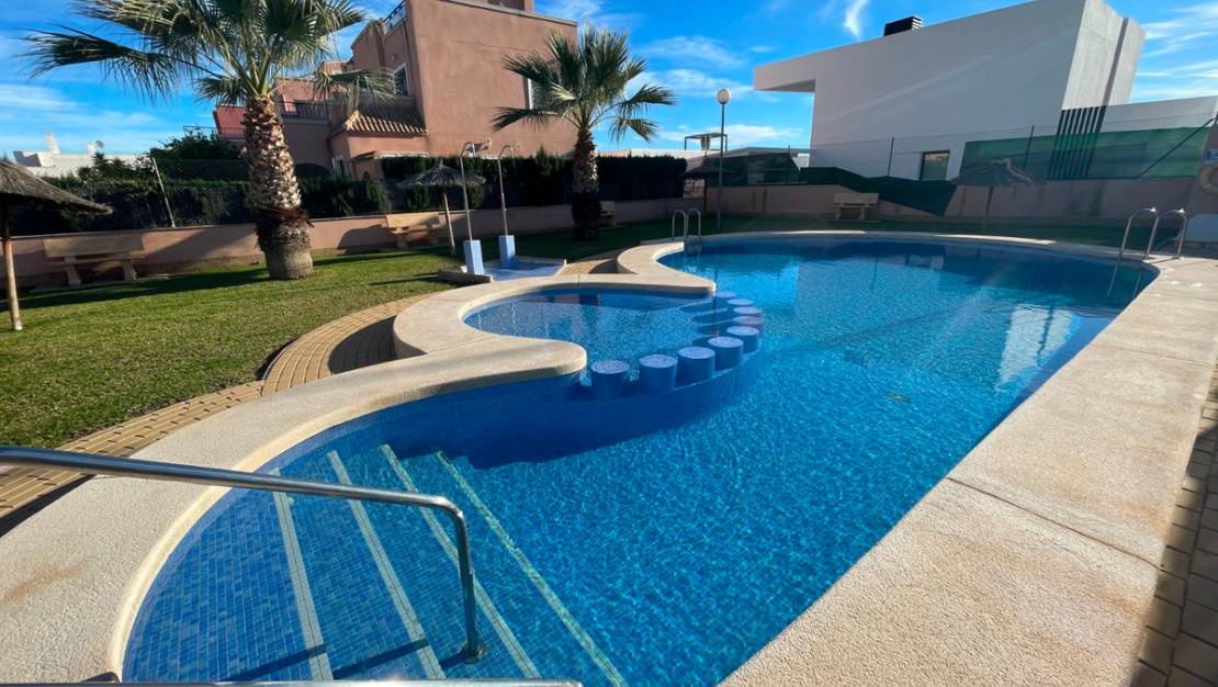 Venta - Town House - Los Montesinos - Los Montesinos Centro