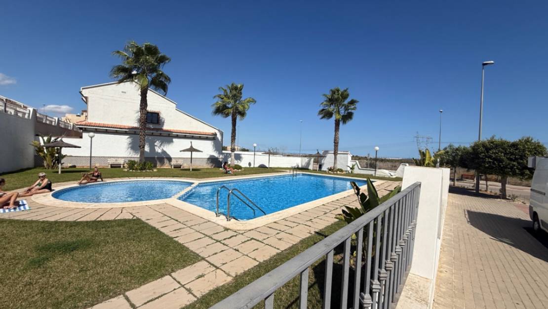 Venta - Town House - San Miguel de Salinas - San Miguel de Salinas Centro