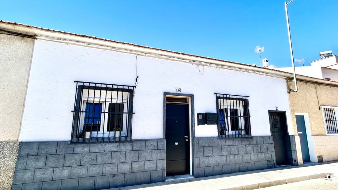 Venta - Town House - San Miguel de Salinas - San Miguel de Salinas Centro