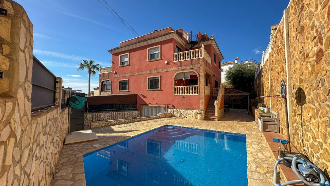 Venta - Town House - San Miguel de Salinas - San Miguel de Salinas Centro