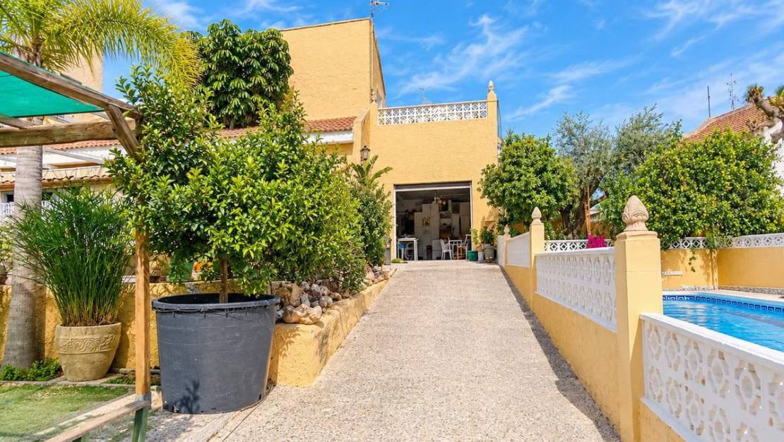 Venta - Town House - San Miguel de Salinas - San Miguel de Salinas Centro
