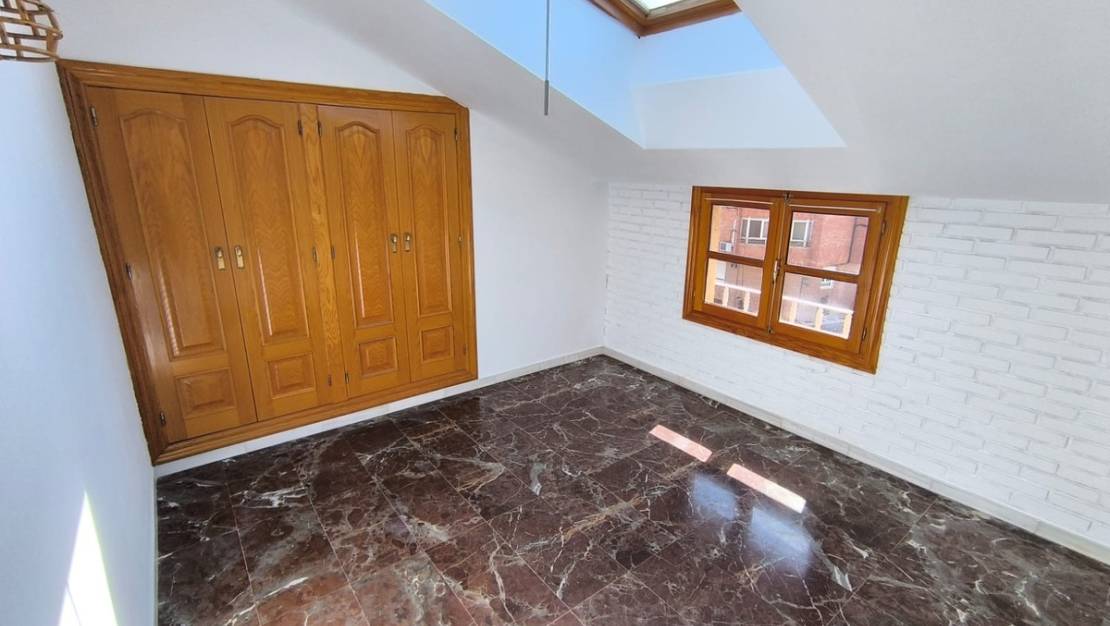 Venta - Town House - Sax - Sax Centro