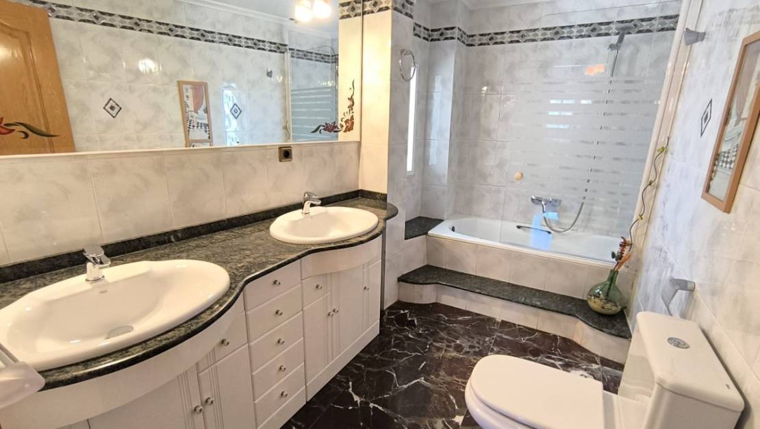 Venta - Town House - Sax - Sax Centro