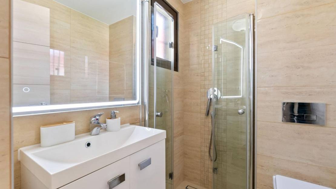 Venta - Town House - Torrevieja - Aguas Nuevas