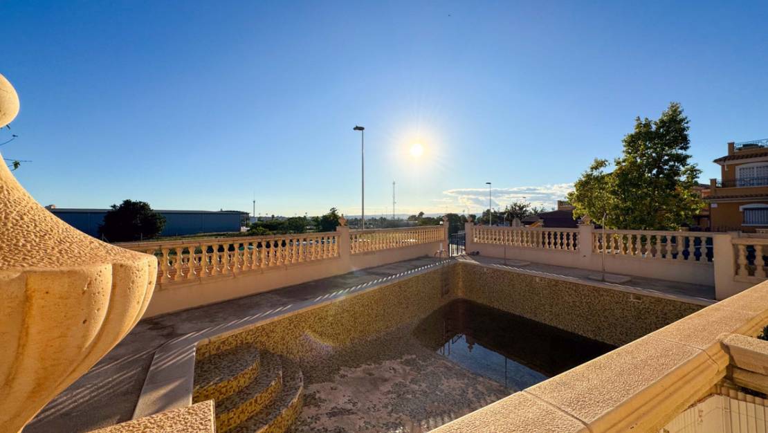 Venta - Town House - Torrevieja - Aguas Nuevas
