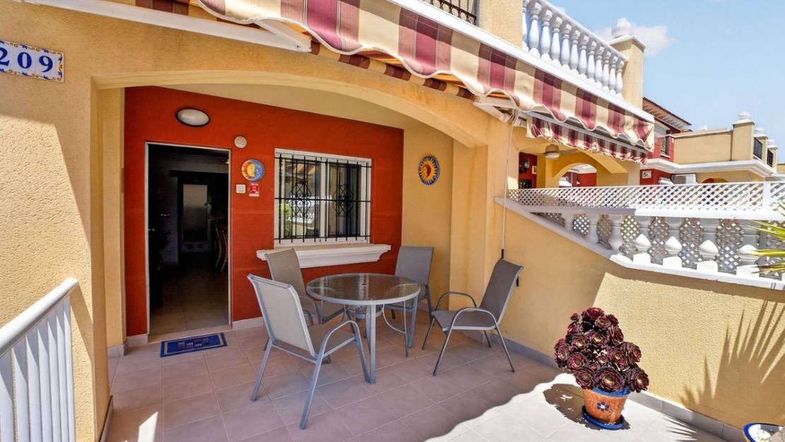 Venta - Town House - Torrevieja - Aguas Nuevas