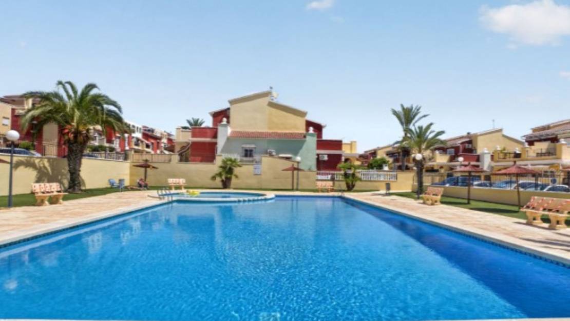 Venta - Town House - Torrevieja - Aguas Nuevas