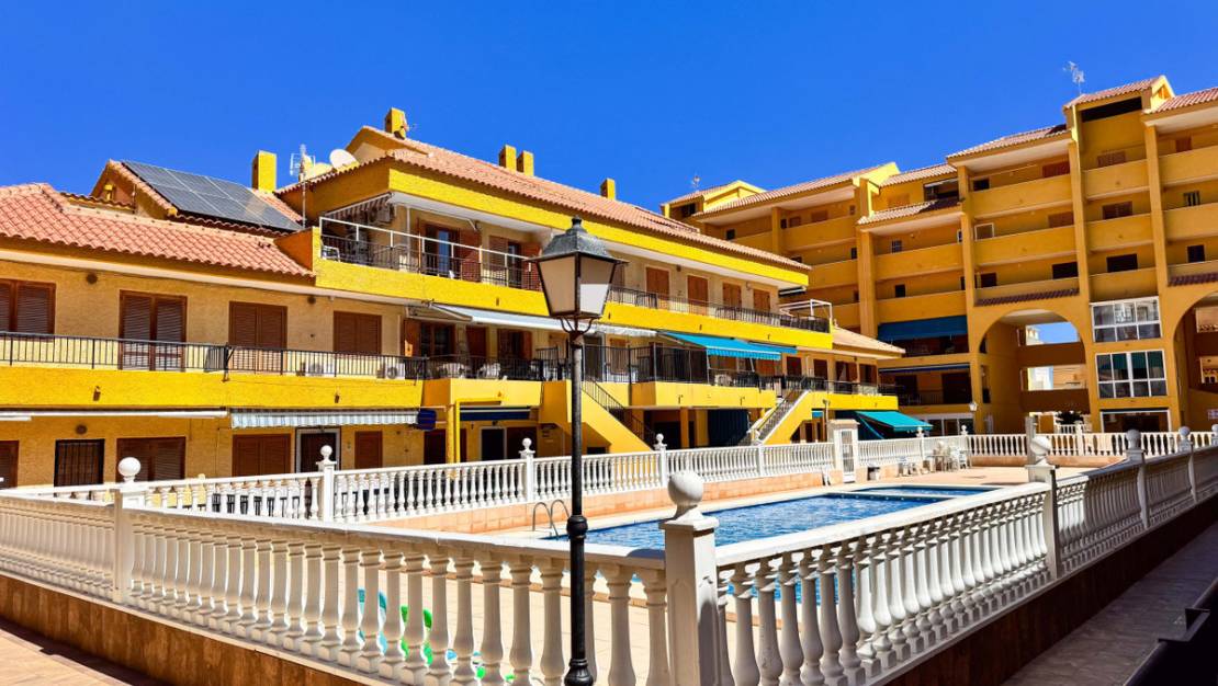 Venta - Town House - Torrevieja - Playa De La Mata