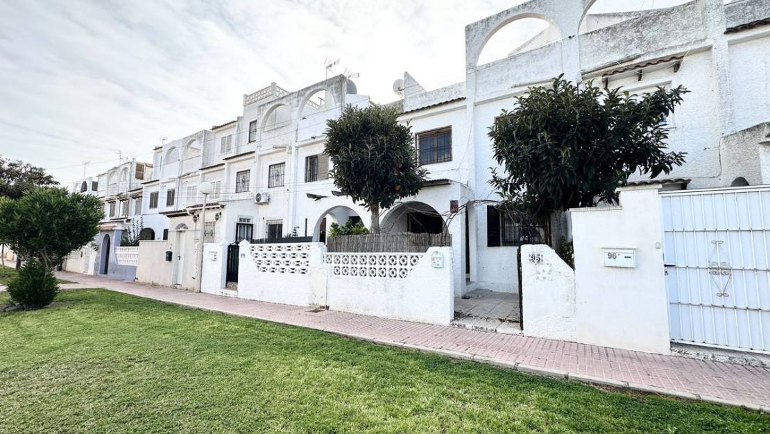 Venta - Town House - Torrevieja - Torrevieja Centro