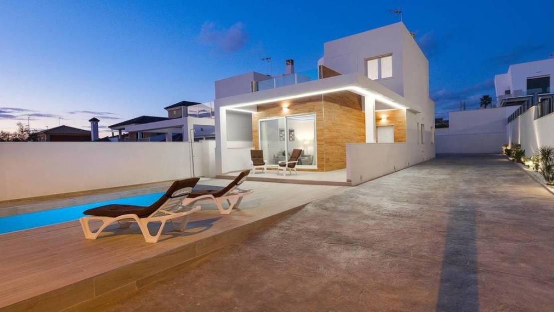 Venta - Town House - Torrevieja - Torrevieja Centro