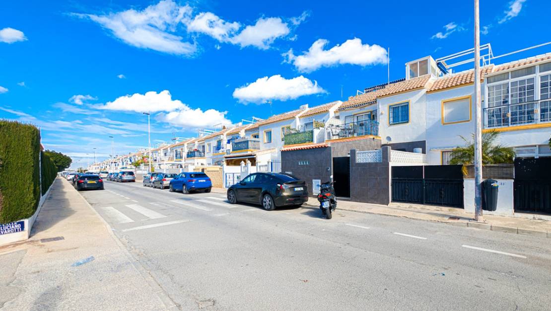 Venta - Town House - Torrevieja - Torrevieja Centro