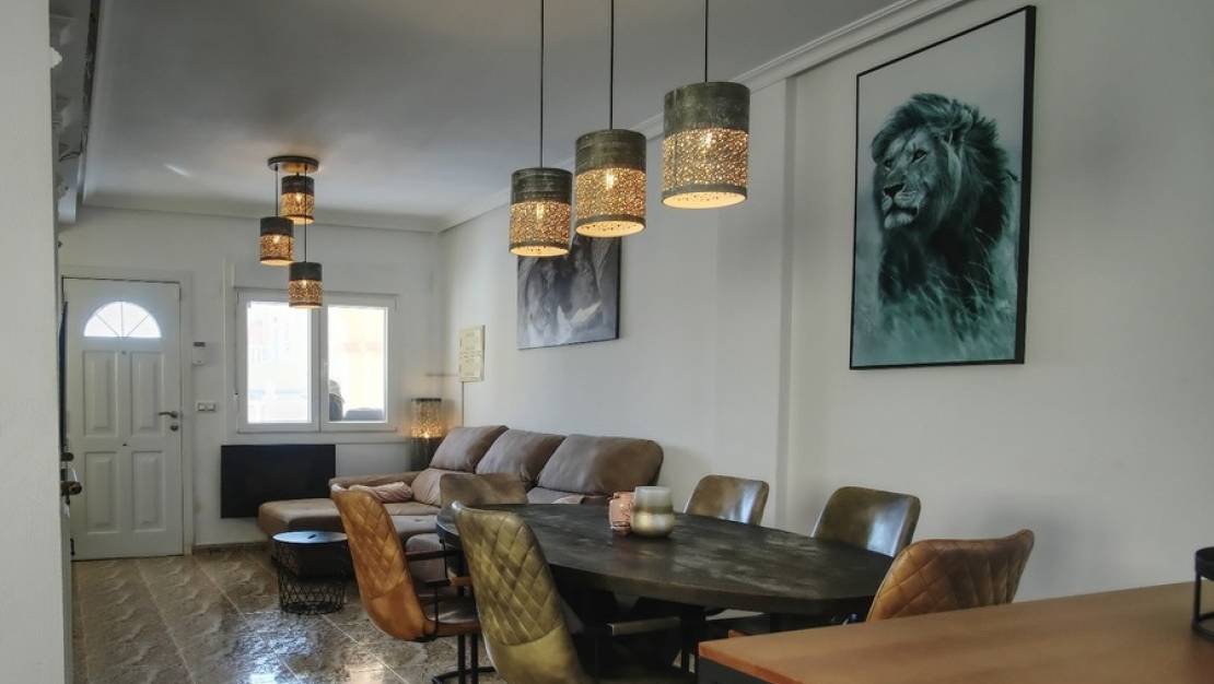 Venta - Townhouse Semi detached - Villamartin