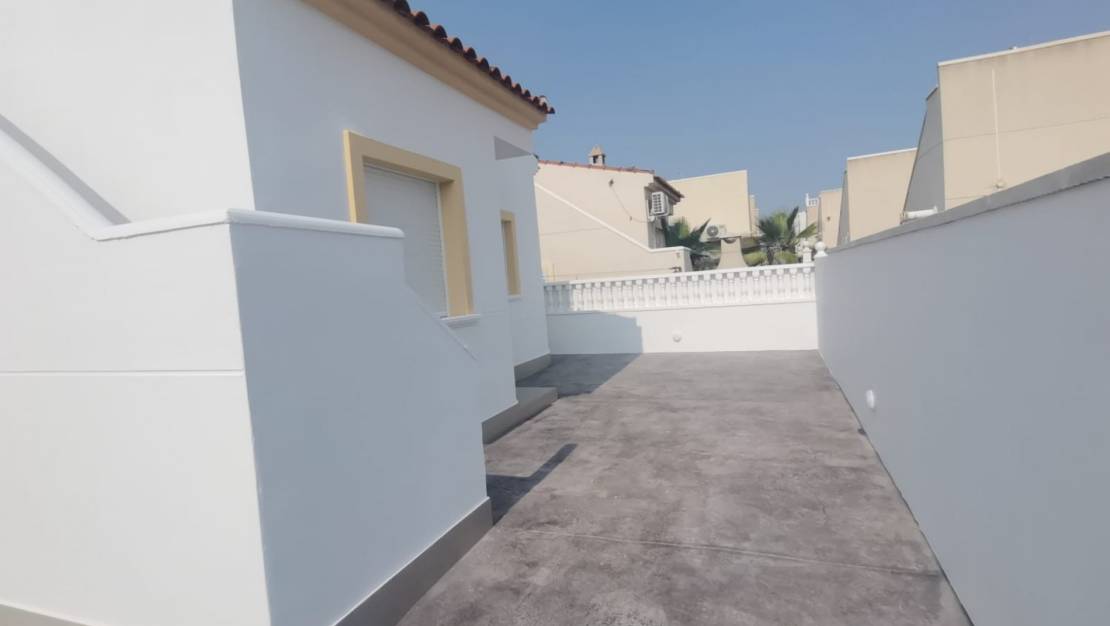 Venta - Villa Detached - Algorfa - Lo Crispin