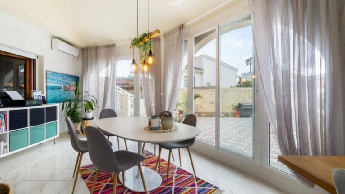 Venta - Villa / Detached - Ciudad Quesada - Quesada Center