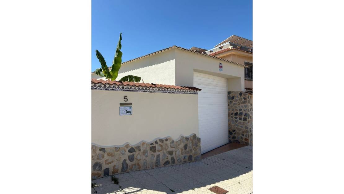 Venta - Villa / Detached - Ciudad Quesada - Quesada Center