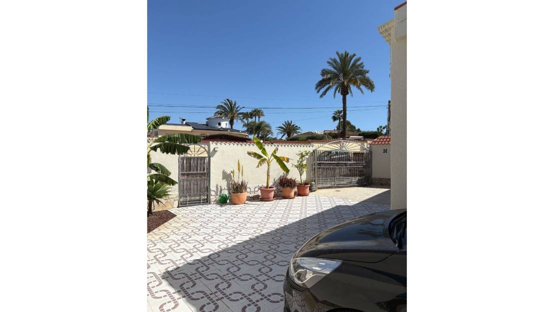 Venta - Villa / Detached - Ciudad Quesada - Quesada Center