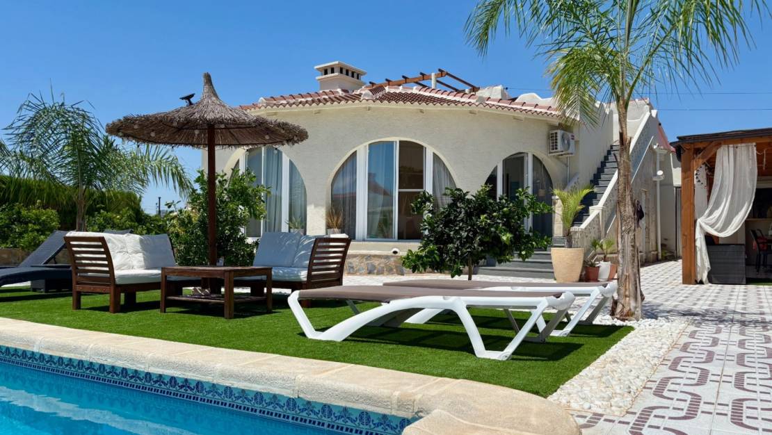Venta - Villa / Detached - Ciudad Quesada - Quesada Center