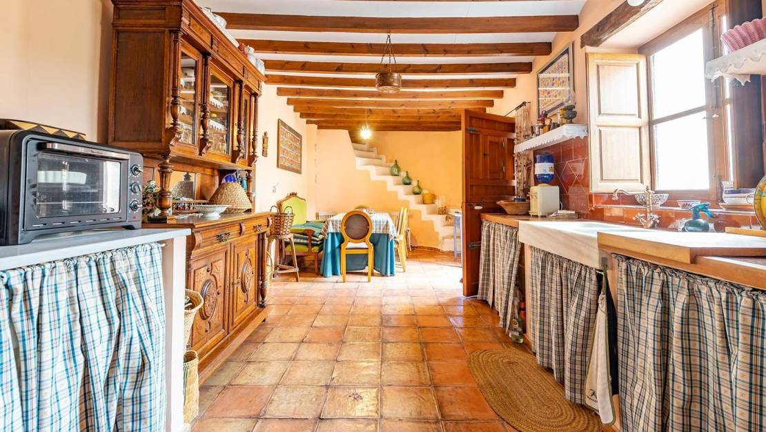 Venta - village house - Los Martinez Del Puerto - Los Martínez del Puerto