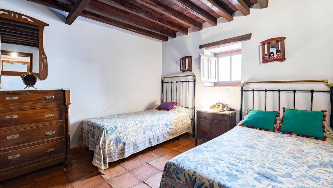 Venta - village house - Los Martinez Del Puerto - Los Martínez del Puerto