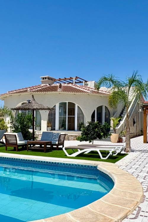 Villa / Detached - Venta - Ciudad Quesada - Quesada Center
