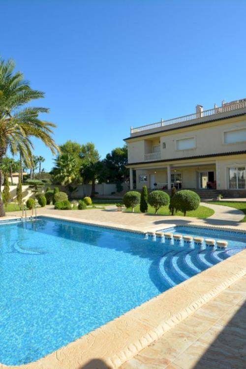 Villa - Sale - Cabo Roig - MUY CERCA DE LA PLAYA