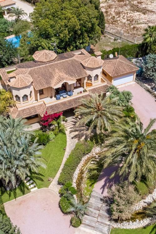 Villa - Sale - Elche - Elche Centro