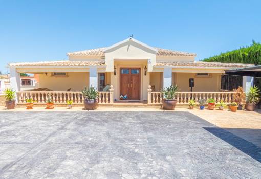 Villa - Sale - Heredades - Rojales