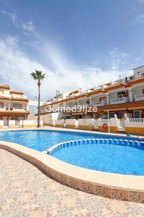 Villa - Sale - Los Alcázares - Los Alcazares Centro