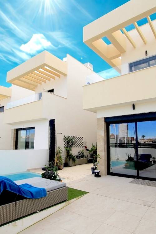 Villa - Sale - Los Montesinos - Los Montesinos Centro