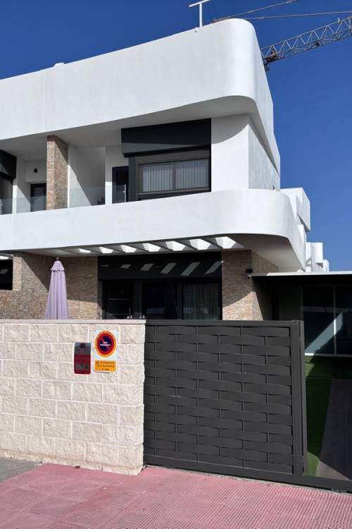 Villa - Sale - Los Montesinos - Los Montesinos Centro