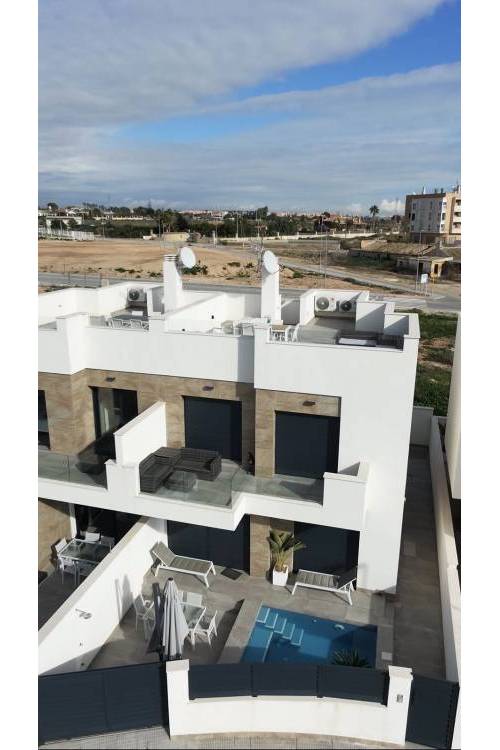 Villa - Sale - Los Montesinos - Los Montesinos Centro